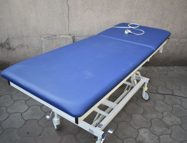 Leading Medical Supplier in Lagos: Examination Couches and More_0219