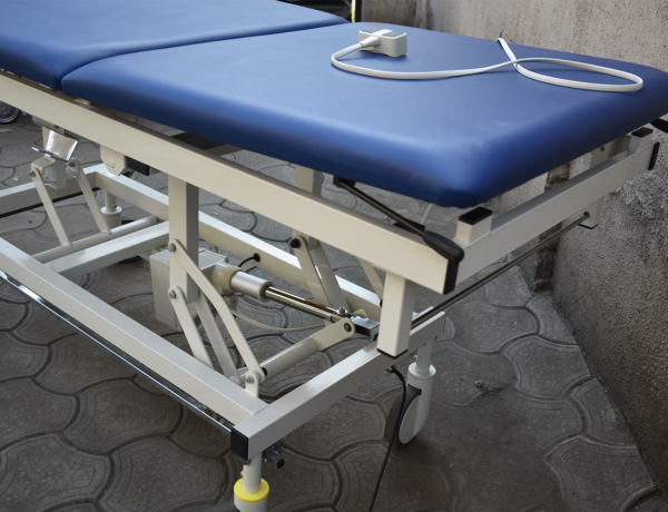 Leading Medical Supplier in Lagos: Examination Couches and More_0221